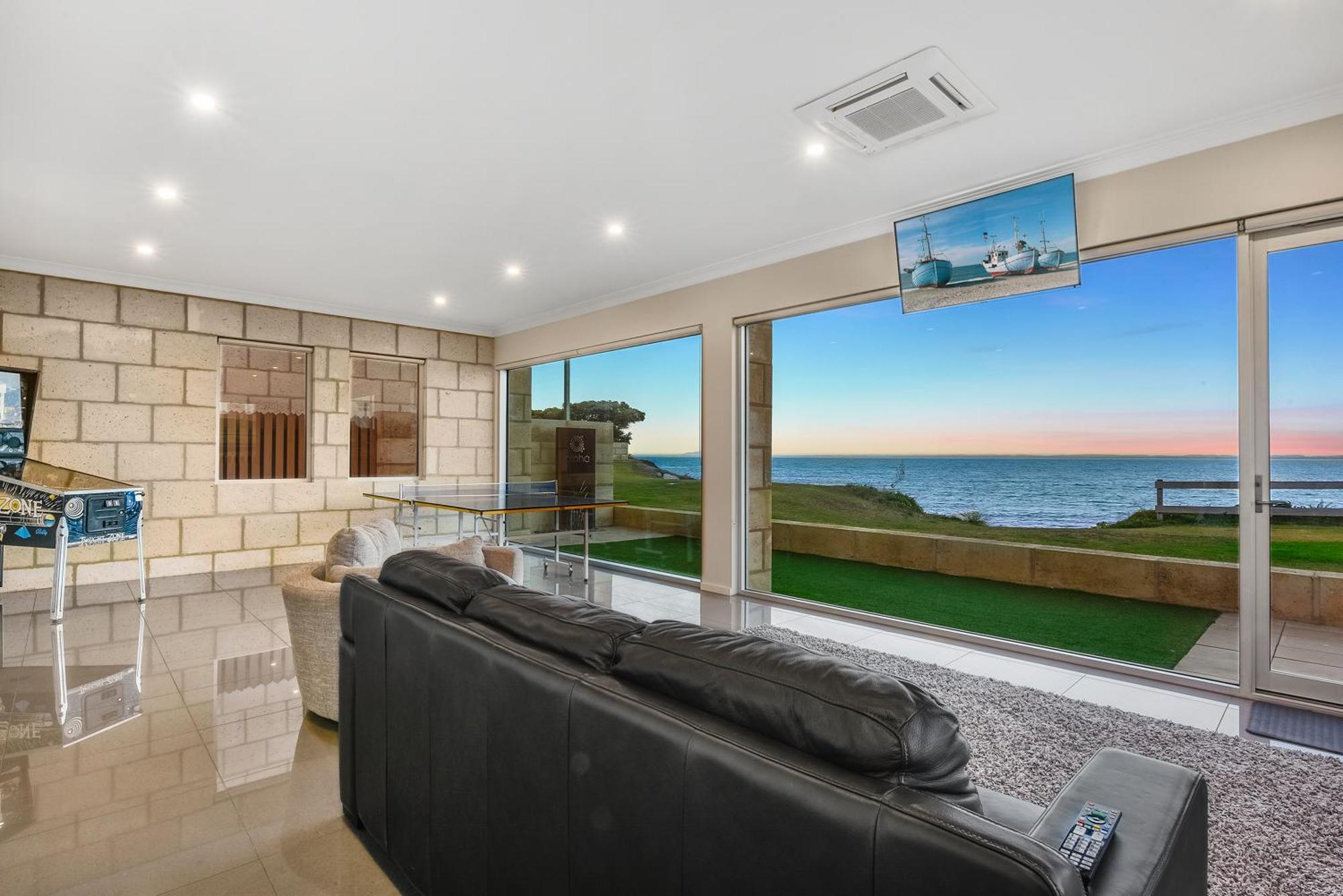 Aloha Waterfront Properties ローブ 部屋 写真