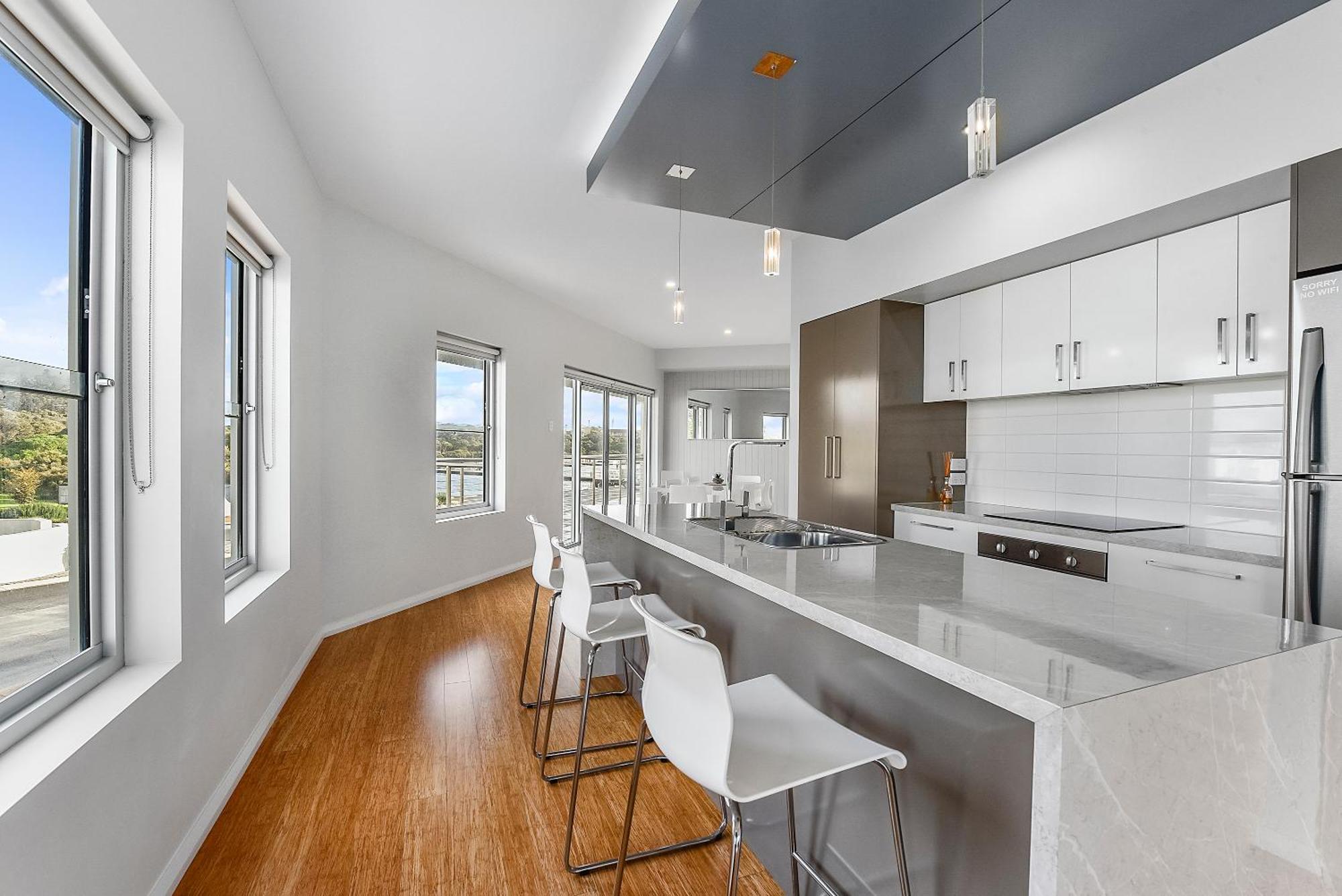 Aloha Waterfront Properties ローブ 部屋 写真