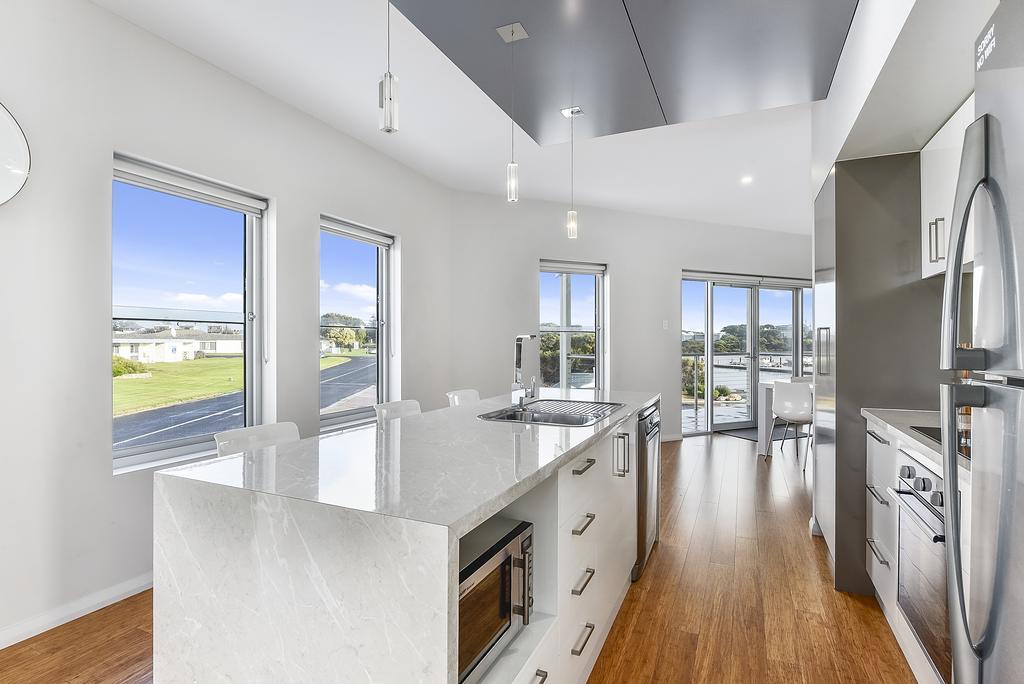 Aloha Waterfront Properties ローブ エクステリア 写真